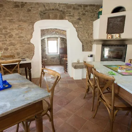 Ca' Di Martino Bed & Breakfast Gavedo