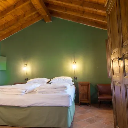 לינה וארוחת בוקר Ca' Di Martino *